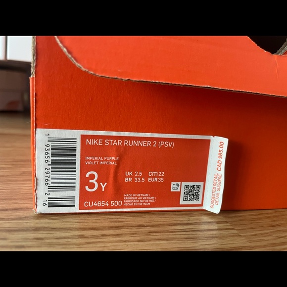 🛑SOLD🛑 Girls Nike shoe - Picture 4 of 6